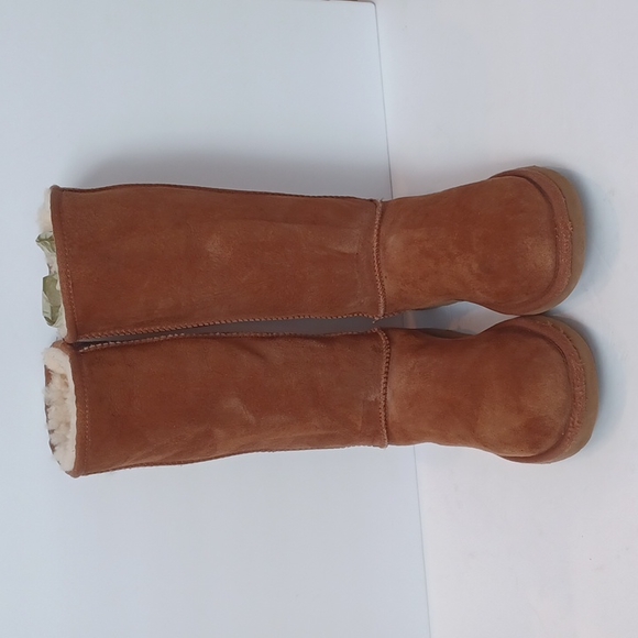 UGG Shoes - UGG CLASSIC TALL II BOOTS